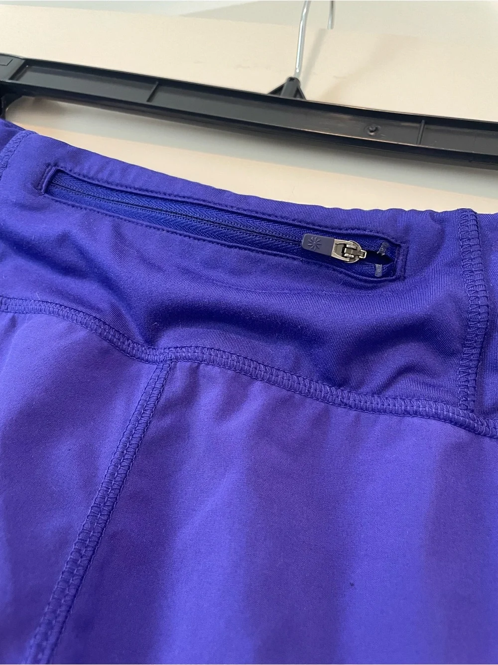 Athleta Women’s Athletic Running Hiking Workout Shorts with Lining and Pockets